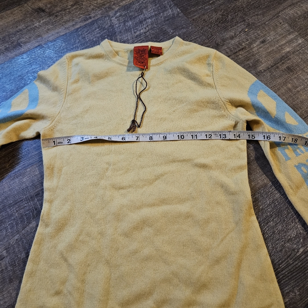 Amal guessous sweater - Picture 8 of 8